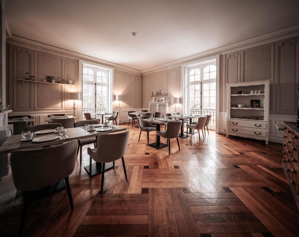 Hotel O Chateau Hayange 外观 照片